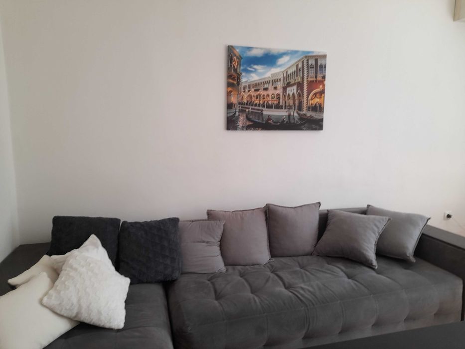 Дава се под наем Тристаен апартамент в Варна, Бриз - 65 кв.м за 550 € - Снимка #2