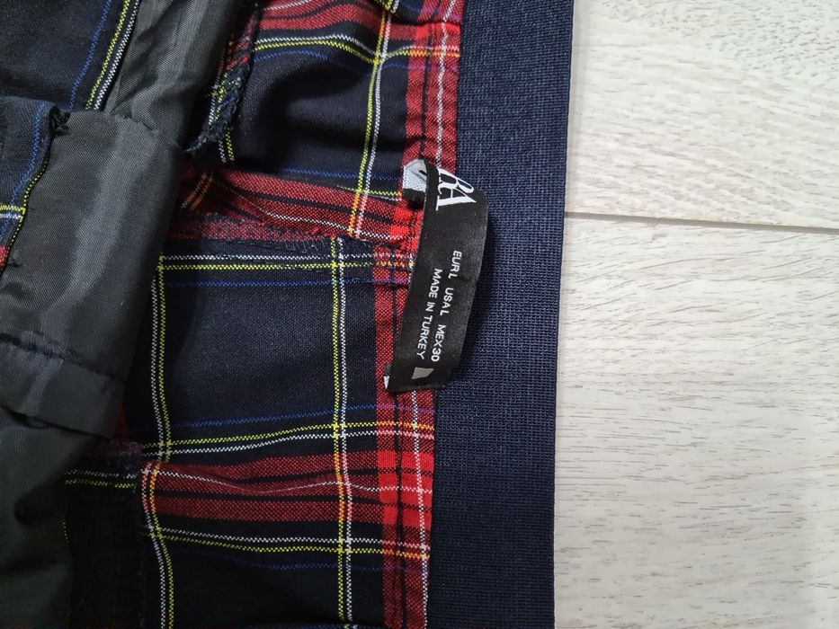 Vând pantaloni damă Zara