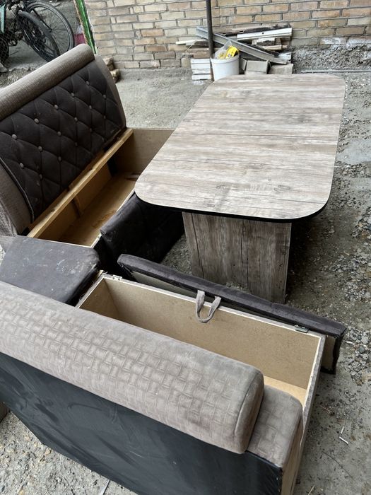 Ugolok sotiladi, holati oʻrtacha