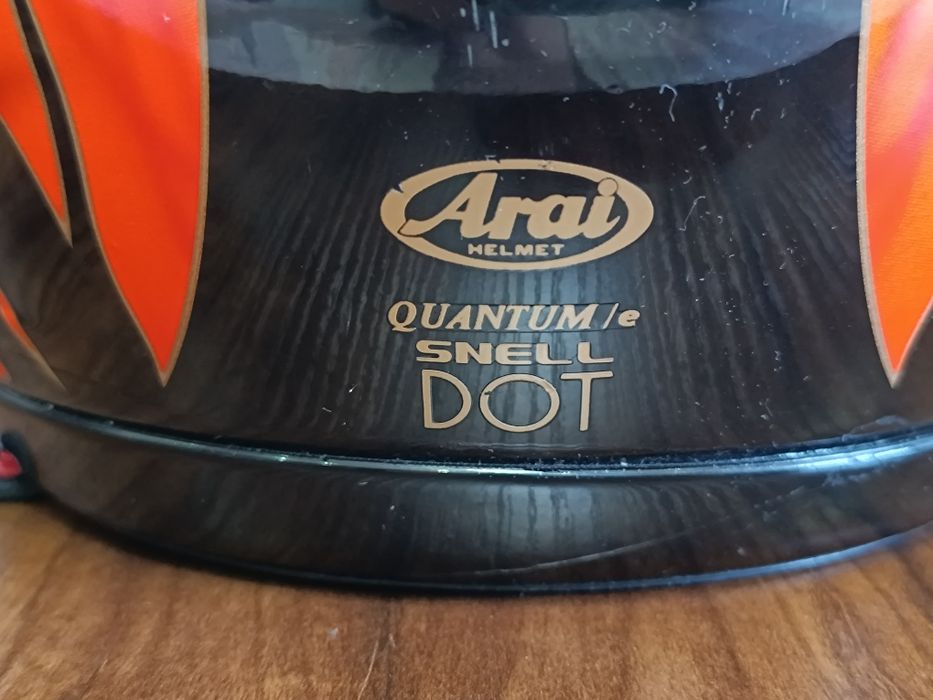 Мото шлем от Японского бренда ARAI QUANTUM e