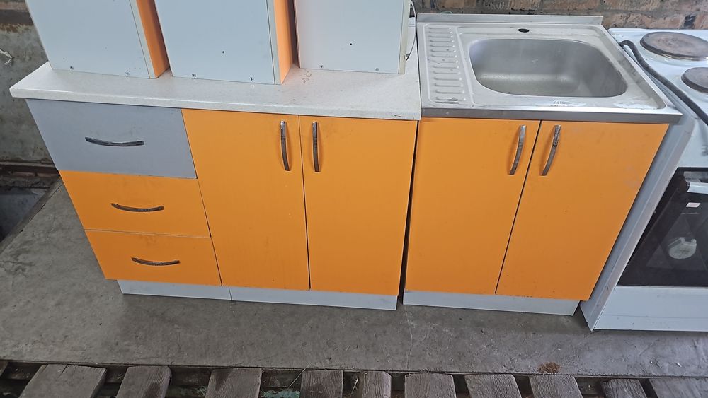 Продам кухонный гарнитур