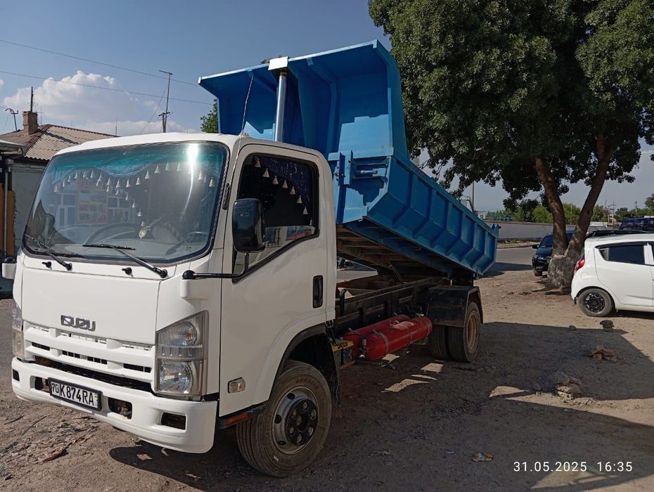 Исузи 5 тоннали срочна сотилади