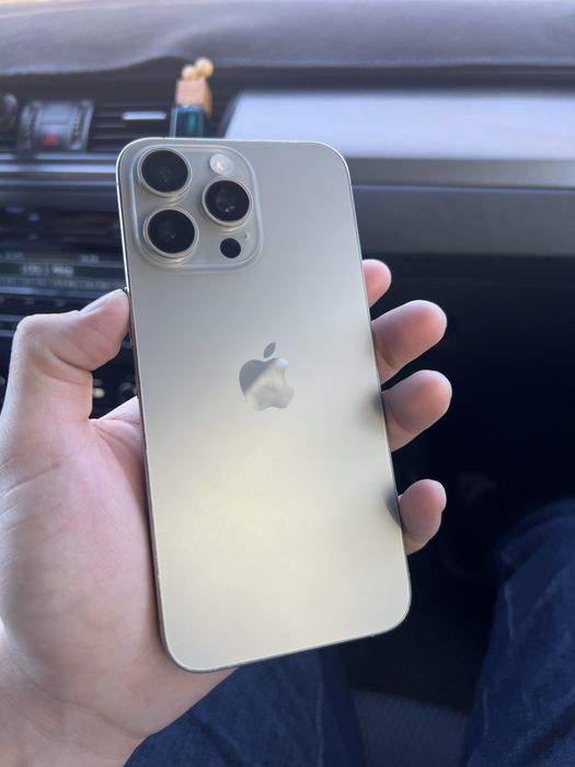 Продам iPhone 15 Pro Max 256gb