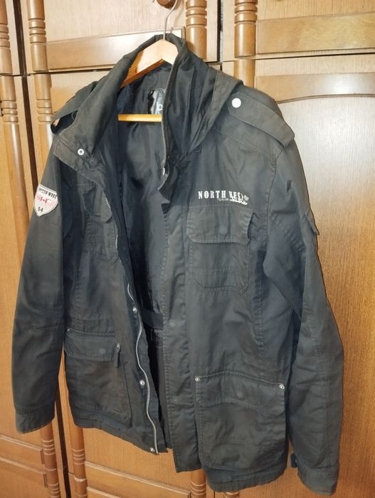 Продам Ветровку.