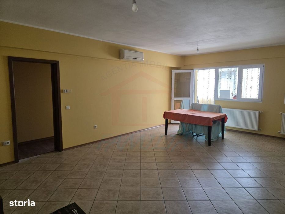 Vanzare apartament cu 3 camere, zona(General), sup. 98 mp, pret 120.00