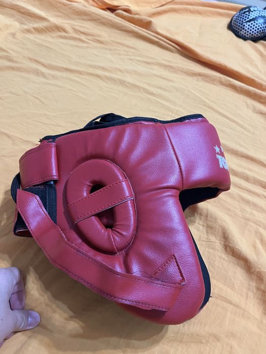 Продается универсальный шлем