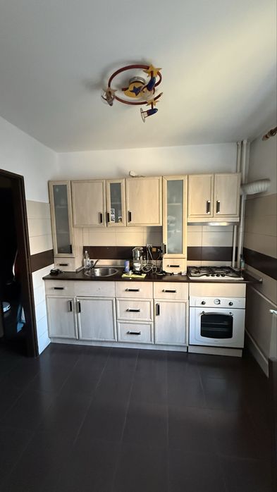 Inchiriez apartament 1 camera