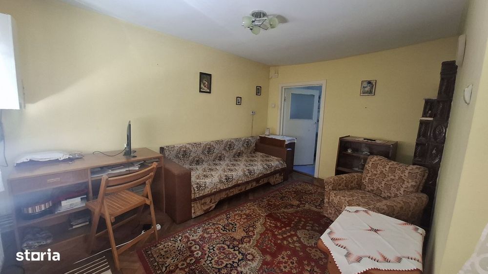 Casă cu 3 camere