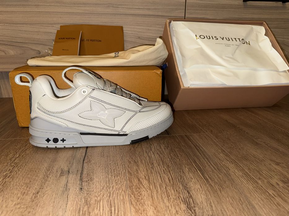 Balenciaga Track LED обувки - Коледно намаление в описанието