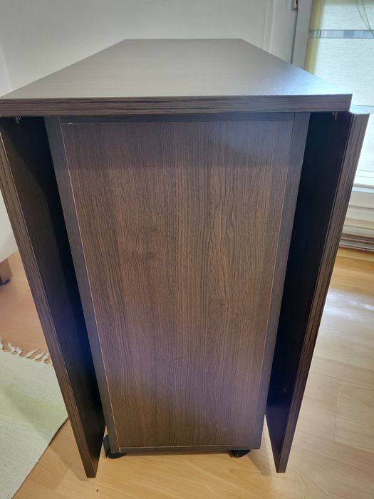 Masa plianta cu role