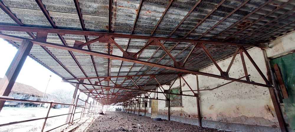 Промишлени згради продавам