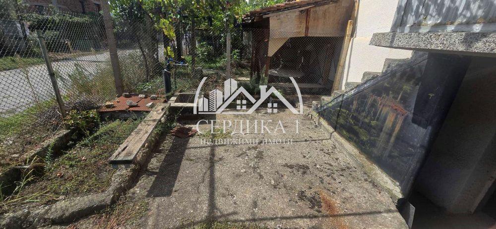 Къща в Кюстендил, област-с.Блажиево