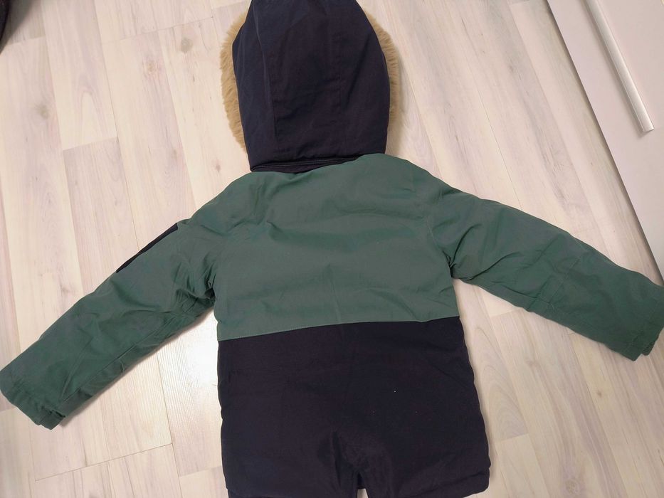 Зимно, много топло яке за момче на 4-5г.