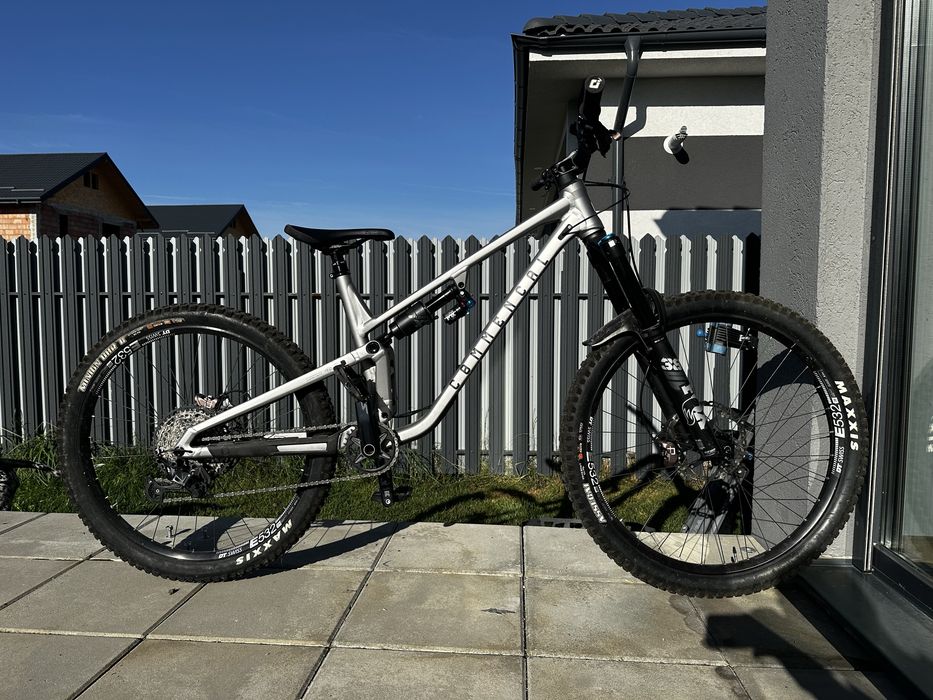 Bicicleta enduro Commencal Meta SX V5