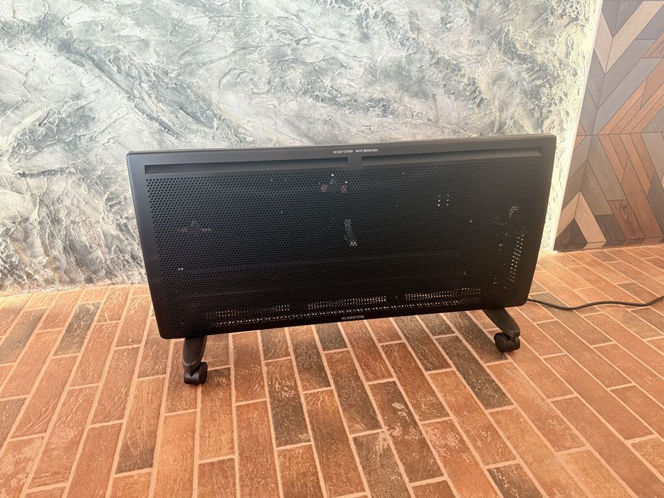 Конвектор черен HotSpot Wave