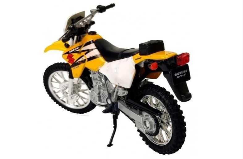 suzuki DRZ400S масштабная модель 1/18