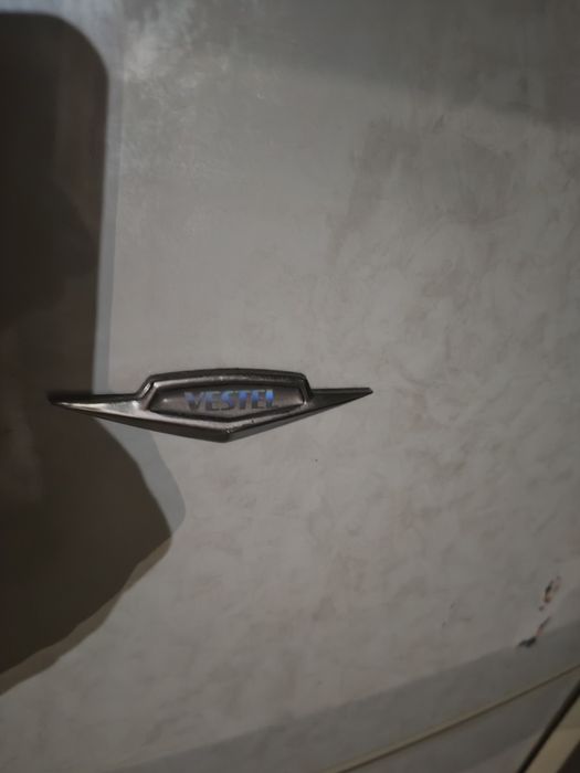 Холодильник большой