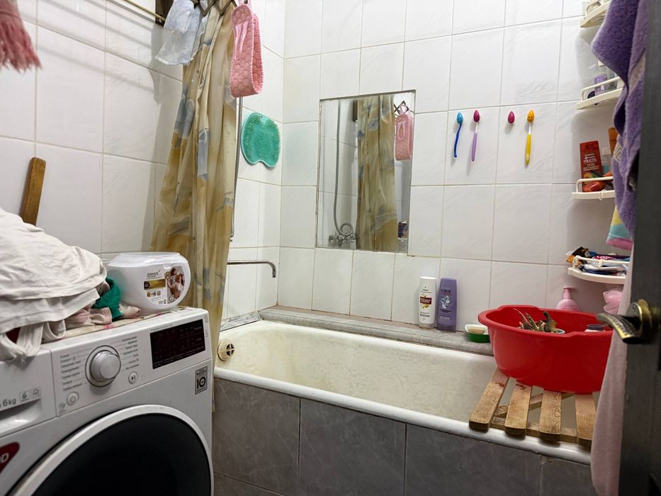 3/3/4, школа -212,массив Панельный, можно под Ипотеку