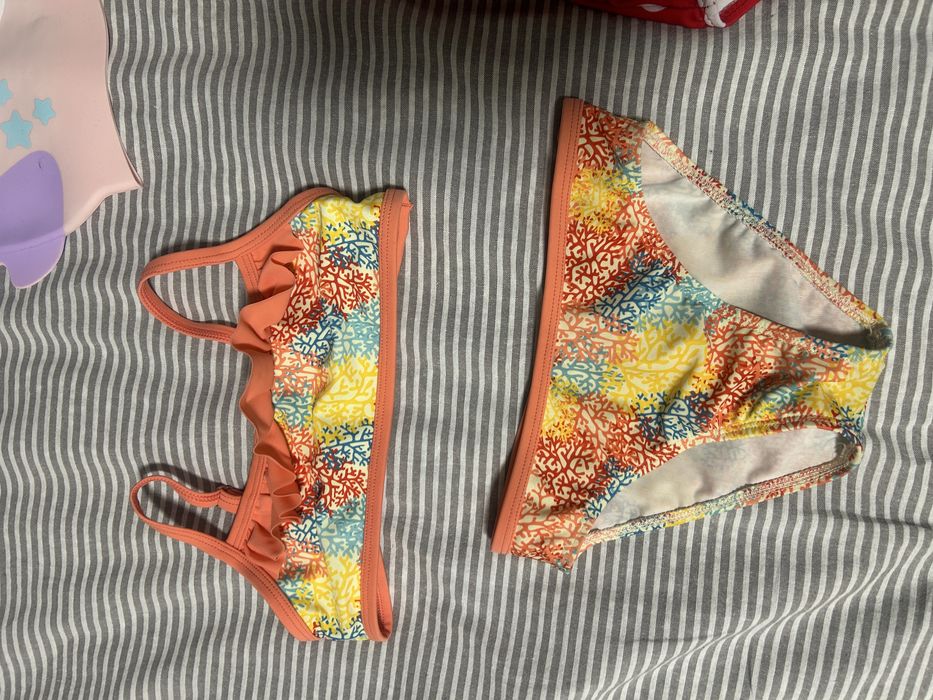 Детски бански, размер 3-4г, като нови