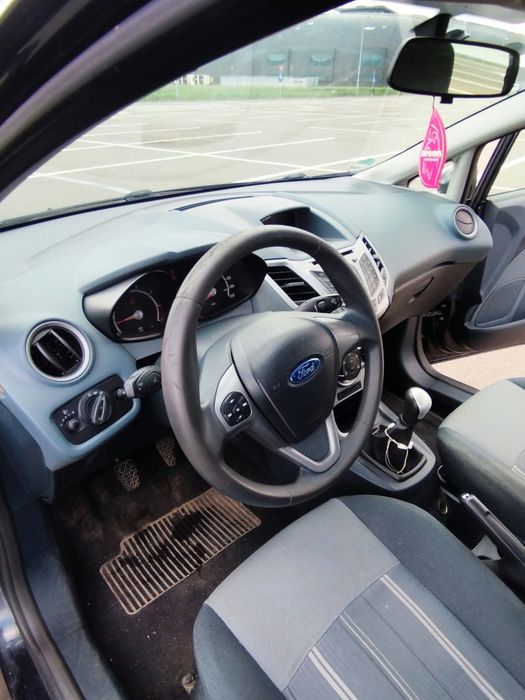 FORD Fiesta 2010 — imagine 4