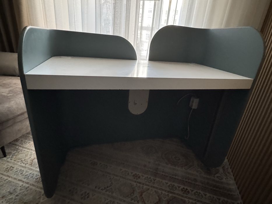 Продаю ресепшн, новый