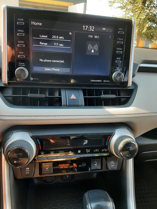 Продаётся RAV4