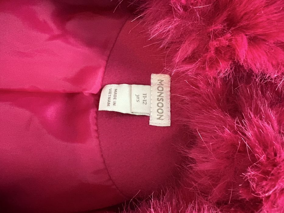 Страхотно палтенце за момичета в ярко розов цвят