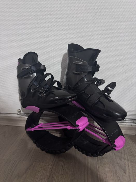 Kangoo Jumps обувки – черни с розови елементи