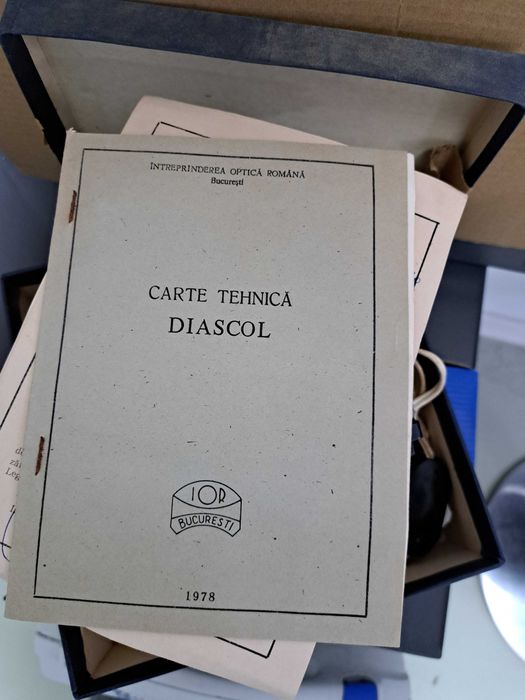 Proiector diafilme Diascol