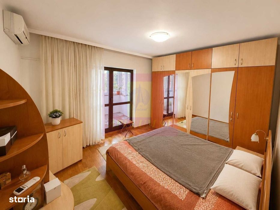 Apartament vanzare 3 camere Decebal, Centrala proprie — fotografia 1