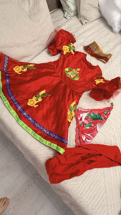 Детские костюмы на продажу