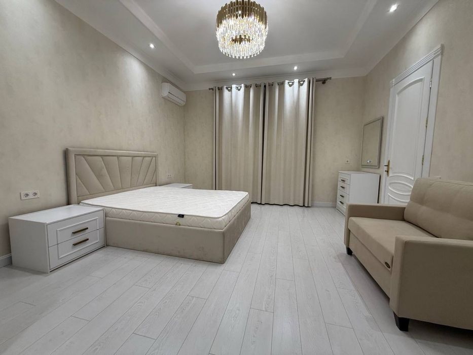 Ул. Тарас Шевченко  Габус 4/7/7 180 м2