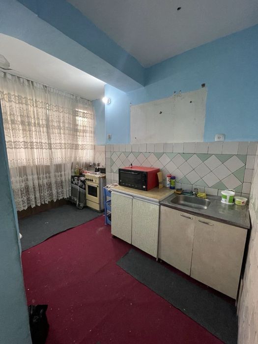 Яккасарой Кушбеги 2/4:9 50 метр квадарат срочно