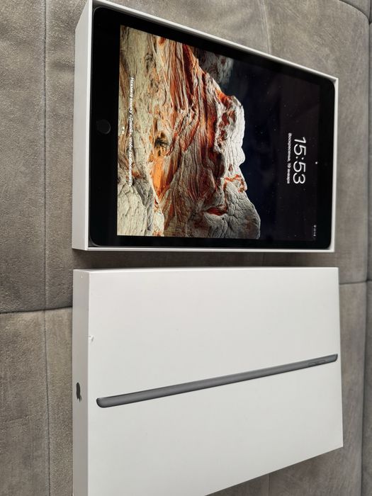 Продам Айпад срочно