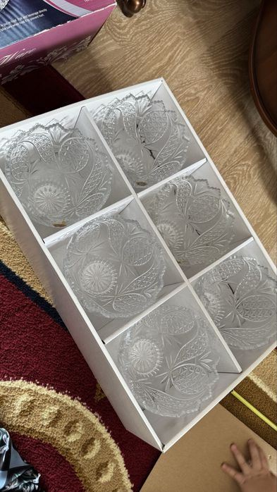 Продам конфетницы комплект