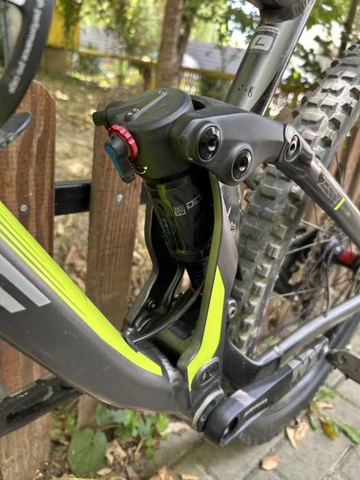 Vand Bicicleta Enduro Full Suspension Lapierre Zesty AM 4.0 FIT