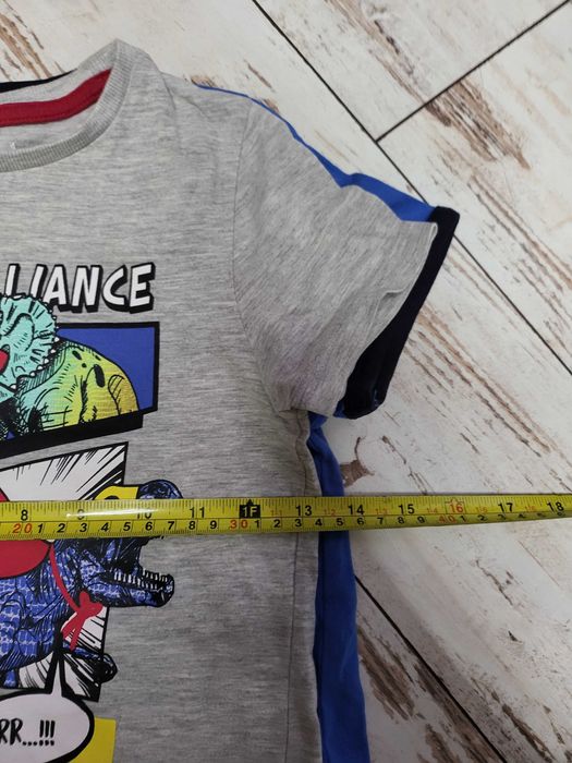 Лот тениски и панталонки за 10 лв.