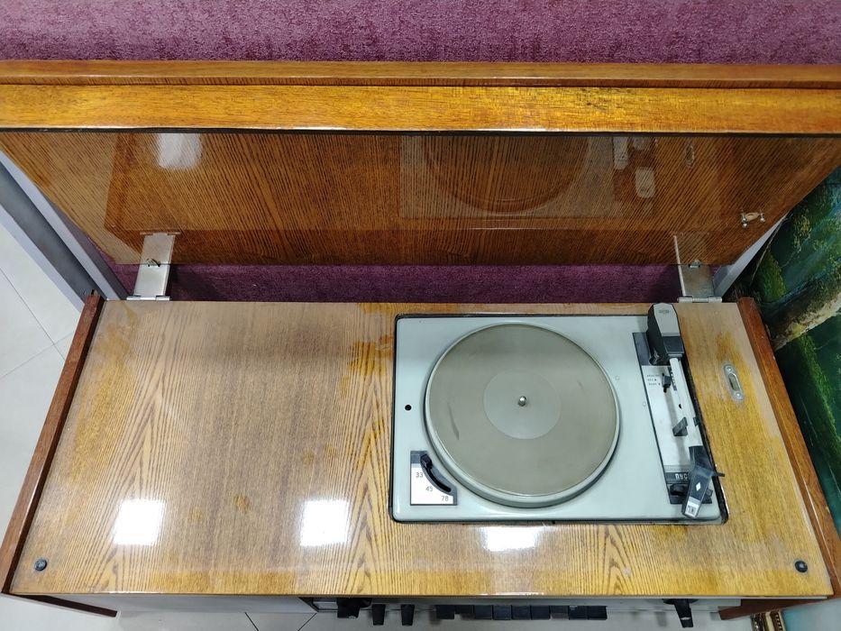 Радиолы две штуки