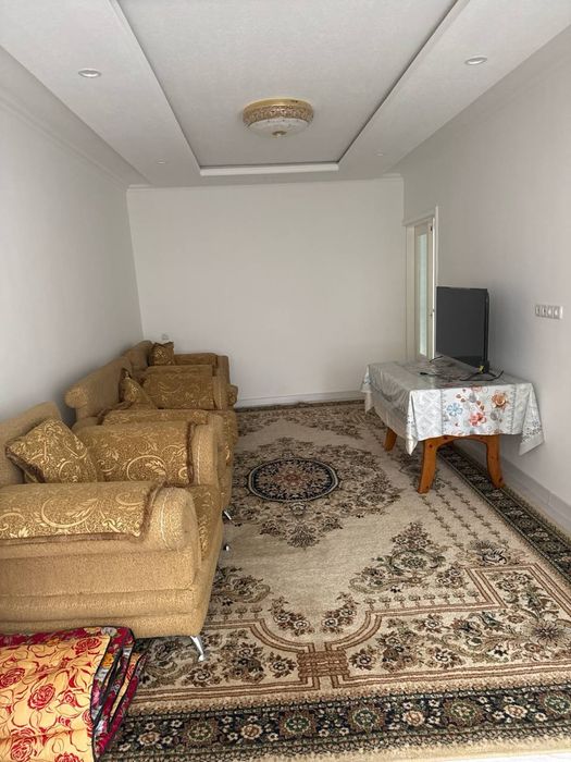 Сдаётся с мебелью 3х комнатная квартира на 2-этаж ул.Гагарина Каримбек