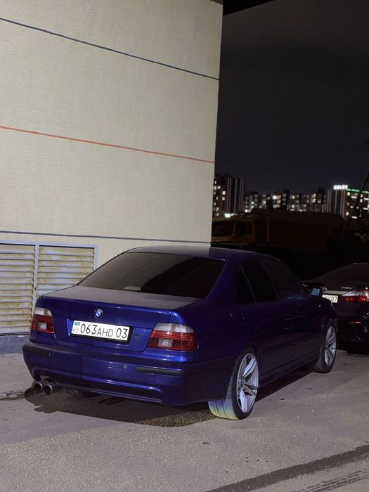 Продам BMW  в хорошем  состоянии