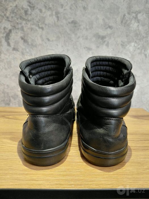 Оригинальные кожаные кроссовки ALDO