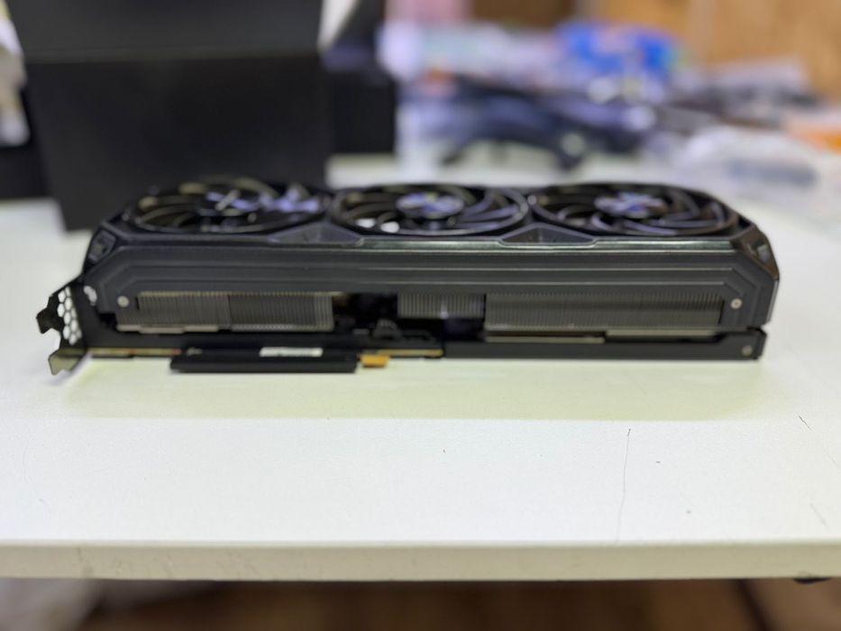 Gainward RTX 4080 super Panther OC