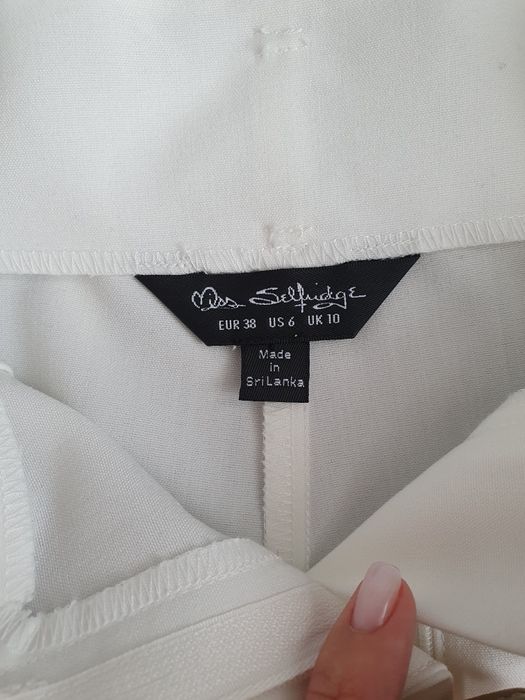 Pantaloni scurti albi