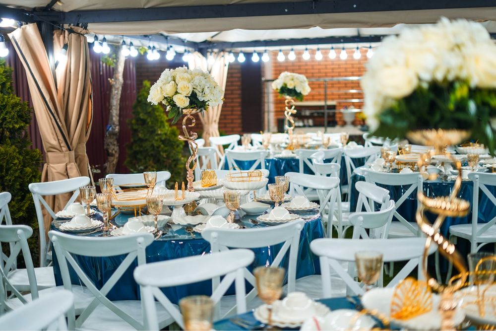 Аренда шатер стол стулья посуда