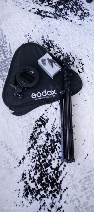 Godox Sofdbox sotiladi xolati yaxshi