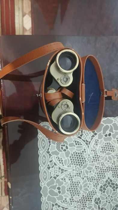 Продам Бинокль срочно