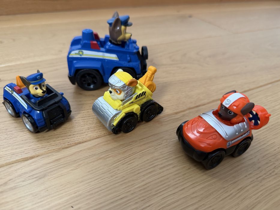 Patrula Cățelușilor (Paw Patrol) – Set 4 vehicule cu figurine