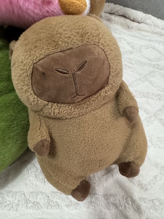 Продам капибар. Семья блин)))