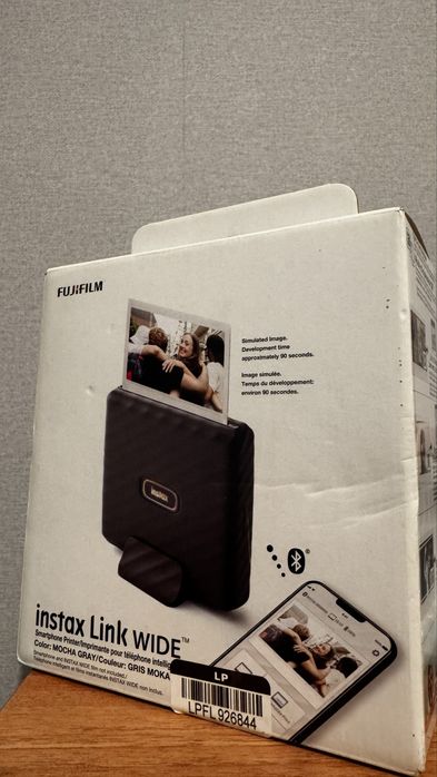 Instax wide принтер