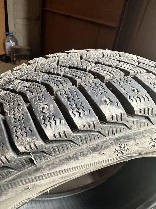 Продам шины зимние